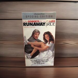 Runaway Bride VHS, 2000, Special Edition Watermark Julia Roberts Richard Gere